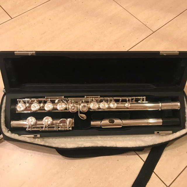 pearl(パール)のPearl flute フルート PF-525 楽器の管楽器(フルート)の商品写真