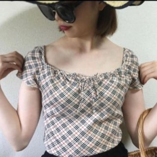 バーバリー(BURBERRY)のバーバリートップス エピヌ epine BURBERRY Burberry(Tシャツ(半袖/袖なし))