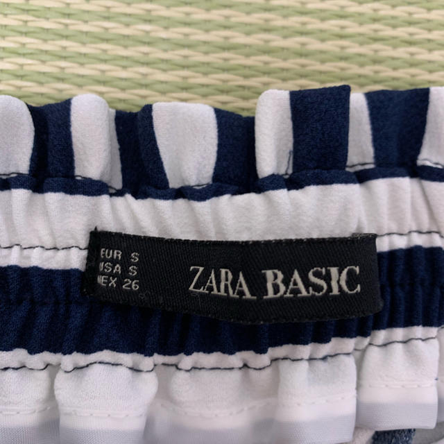 ZARA(ザラ)のかっちゃん様専用 レディースのパンツ(カジュアルパンツ)の商品写真