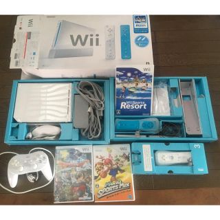 ウィー(Wii)のwii 本体 ソフト2本付き(家庭用ゲーム機本体)