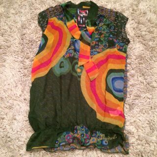 デシグアル(DESIGUAL)のDesigual トップス(カットソー(半袖/袖なし))