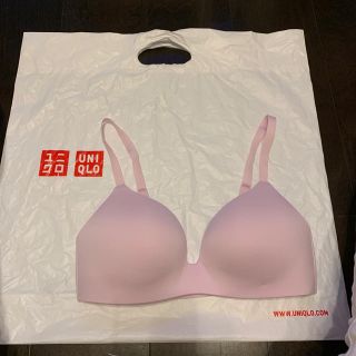 ユニクロ(UNIQLO)のユニクロ ライヤレスブラビューティーライト(ブラ)