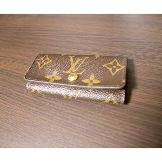 ルイヴィトン(LOUIS VUITTON)のルイ・ヴィトン LOUIS VUITTON ミュルティクレ 4 キーケース (キーケース)