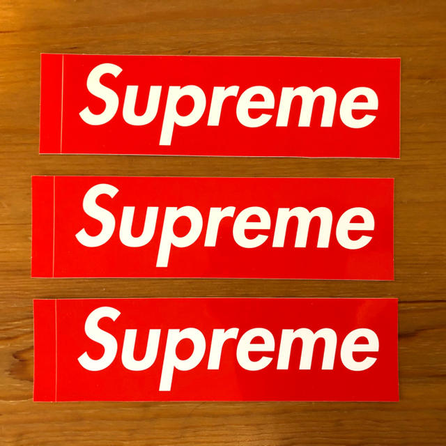 Supreme(シュプリーム)のSupreme シュプリーム ロゴ ステッカー 3枚 自動車/バイクのバイク(ステッカー)の商品写真