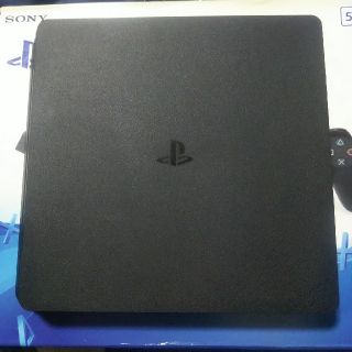 プレイステーション4(PlayStation4)のPS4 CUH-2000A 500GB(家庭用ゲーム機本体)