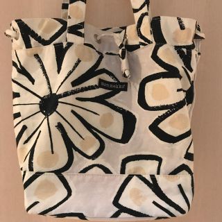 マリメッコ(marimekko)のmarimekko 巾着バック(ショルダーバッグ)