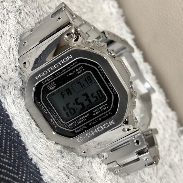 G-SHOCK(ジーショック)の【保証付】CASIO G-SHOCK GMW-B5000D-1JF 電波ソーラー メンズの時計(腕時計(デジタル))の商品写真
