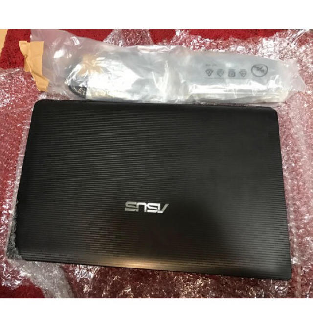 Asus ノートパソコンHDD750GB