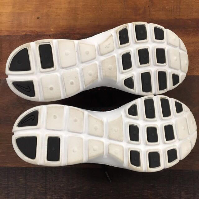 NIKE(ナイキ)のNIKEAIR REJUVEN8 送料込 メンズの靴/シューズ(スニーカー)の商品写真