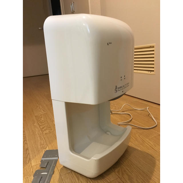 INAX ハンドドライヤー ks-530/wの通販 by ^_^プロフ必読^_^|ラクマ INAX ハンドドライヤー ks-530/wの通販 by ^_^プロフ必読^_^|ラクマ
