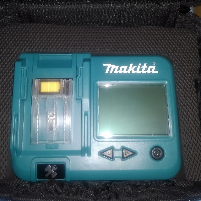 Makita - 【マキタ】BTC04 ポータブルバッテリーチェッカー &純正ケース付の通販 by ブラスト's shop｜マキタならラクマ