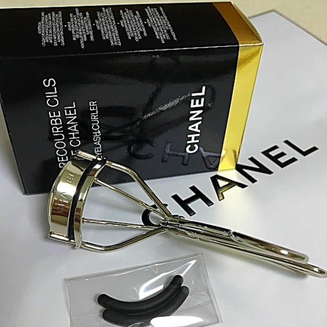 CHANEL(シャネル)の＊お値下げ＊【限定品】CHANEL  ル クルブ シル   ビューラー  コスメ/美容のコスメ/美容 その他(その他)の商品写真