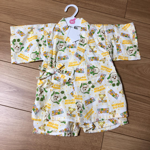 西松屋(ニシマツヤ)の新品 甚平 わんわん 90 キッズ/ベビー/マタニティのキッズ服女の子用(90cm~)(甚平/浴衣)の商品写真