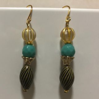 ハンドメイド ピアス(ピアス)