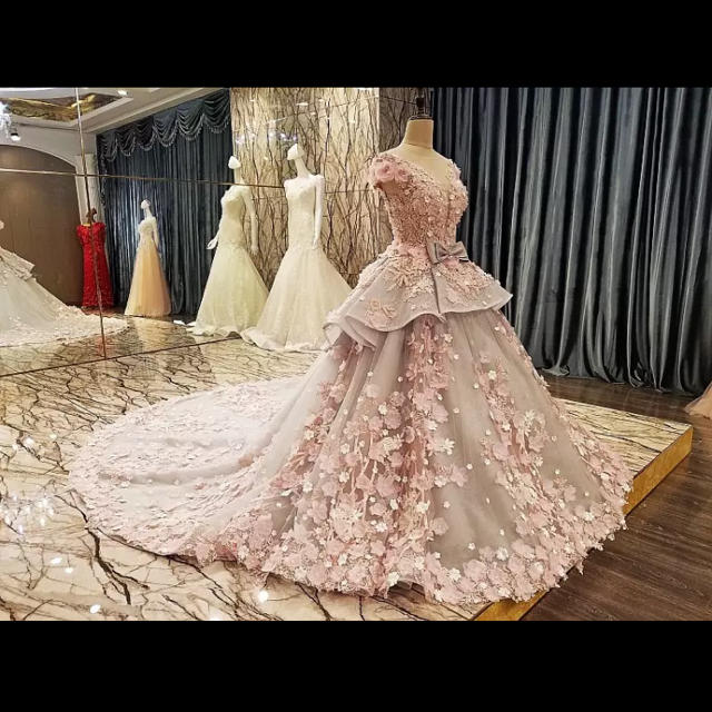 ラウンド ゴージャス 豪華ウェディングドレス 83920 結婚式 ラウンド ゴージャス 豪華ウェディングドレス 83920 結婚式