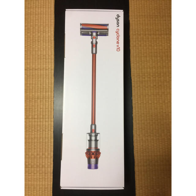 Dyson(ダイソン)の新品・送料込 ダイソン dyson V10 スマホ/家電/カメラの生活家電(掃除機)の商品写真