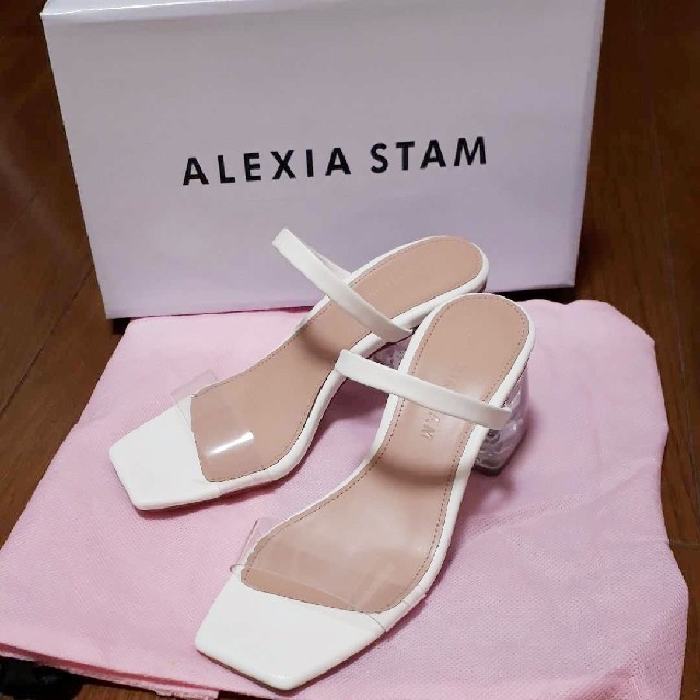 ALEXIA STAM(アリシアスタン)のalexiastam♡ クリアサンダル ホワイト　白 完売商品 レディースの靴/シューズ(サンダル)の商品写真