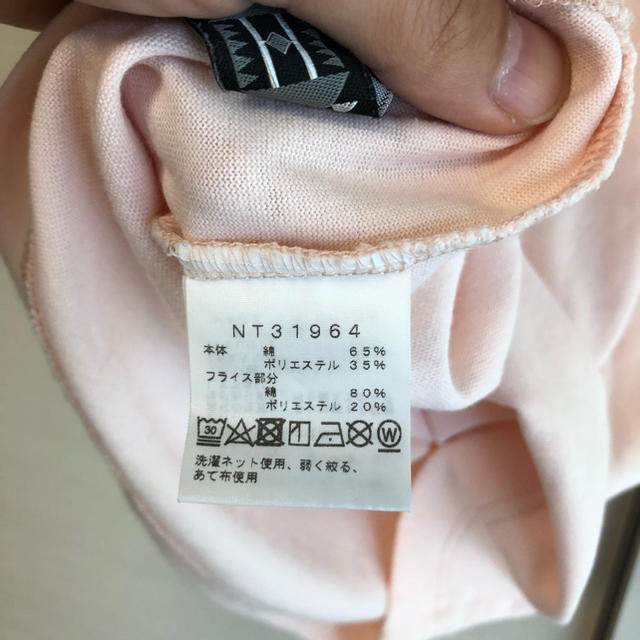 THE NORTH FACE(ザノースフェイス)のおにょょ様専用 ザノースフェイス ロゴTシャツ レディースのトップス(Tシャツ(半袖/袖なし))の商品写真