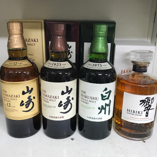 サントリー(サントリー)の入手困難  4本セット　フォレスト様専用 食品/飲料/酒の酒(ウイスキー)の商品写真