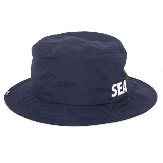 Ron Herman(ロンハーマン)のWIND AND SEA NYLON BUCKET HAT SEA NAVY メンズの帽子(ハット)の商品写真