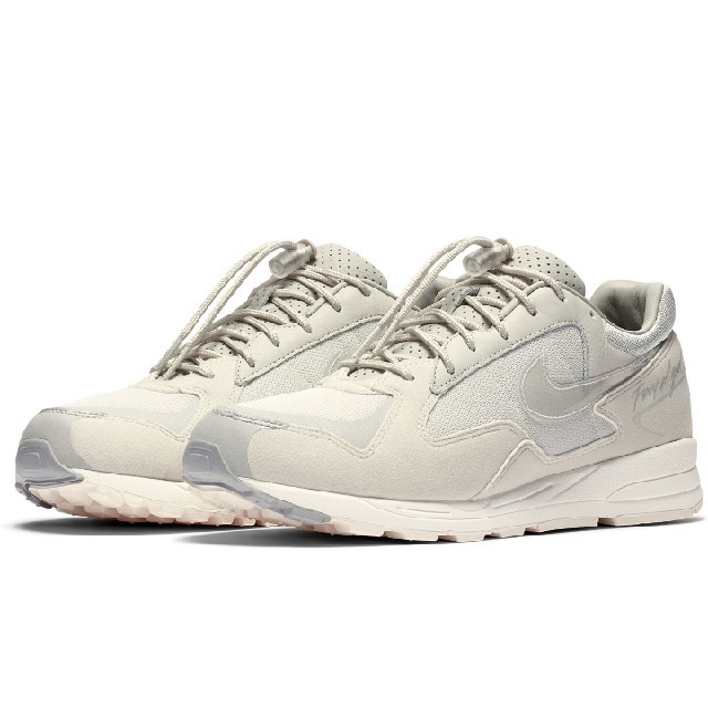 FEAR OF GOD(フィアオブゴッド)のNike x  FEAR OF GOD AIR SKYLON II  US9.5 メンズの靴/シューズ(スニーカー)の商品写真