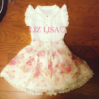 リズリサ(LIZ LISA)の最値下げ！！！リズリサ/バラ柄スカート(ミニスカート)