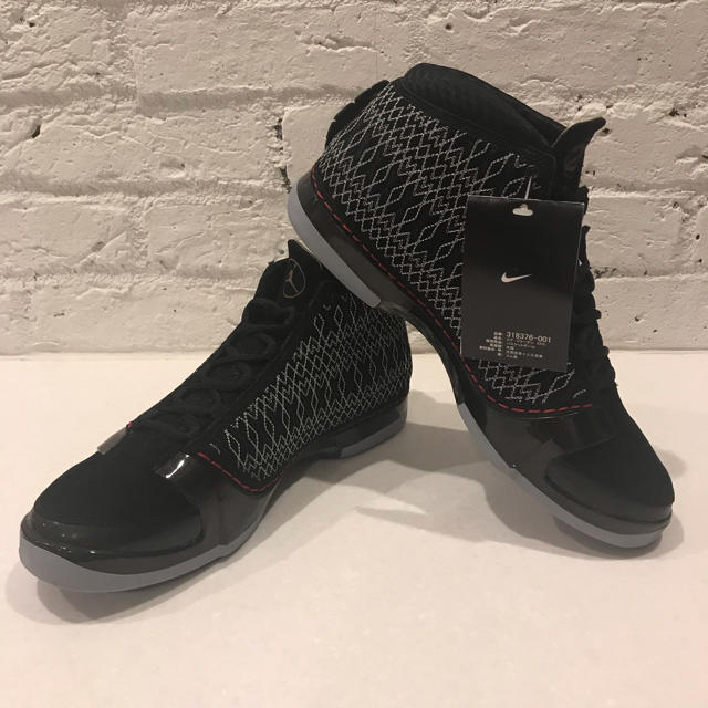 NIKE(ナイキ)のNIKE AIR JORDAN 23 BLACK STEALTH （BRED）  メンズの靴/シューズ(スニーカー)の商品写真