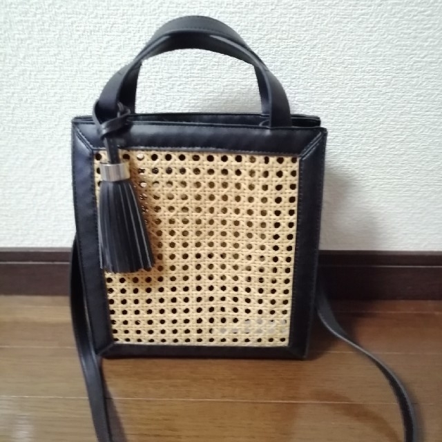 Zara かごバッグ