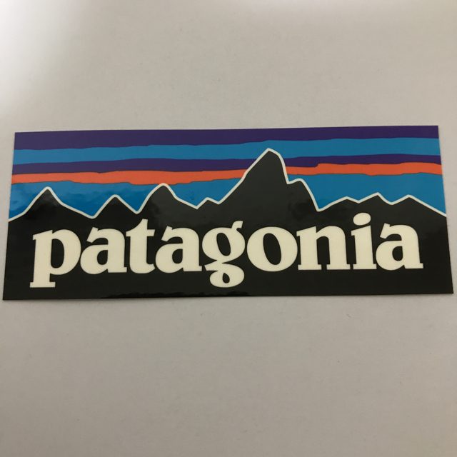 patagonia(パタゴニア)の【縦6.3cm横9.9cm】patagonia パタゴニア公式ステッカー 2枚 スポーツ/アウトドアのフィッシング(その他)の商品写真