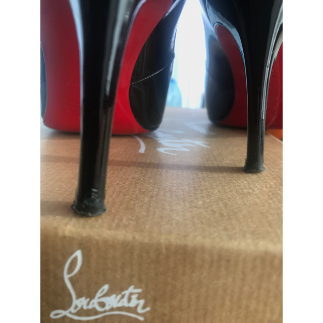 Christian Louboutin(クリスチャンルブタン)の値下げ！クリスチャンルブタン 35.5 レディースの靴/シューズ(ハイヒール/パンプス)の商品写真