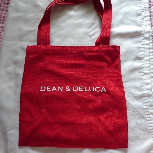 DEAN & DELUCA(ディーンアンドデルーカ)の【新品・未使用】DEAN&DELUCA トートバッグ 赤 レディースのバッグ(トートバッグ)の商品写真
