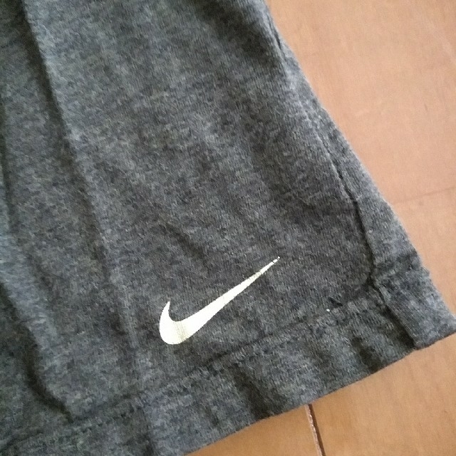 NIKE(ナイキ)のナイキタンクトップ120センチ キッズ/ベビー/マタニティのキッズ服男の子用(90cm~)(Tシャツ/カットソー)の商品写真