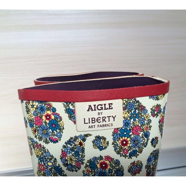 AIGLE(エーグル)の❤︎未使用 タグ有❤︎ AIGLE フランス製長靴 レインシューズ お花柄×赤 レディースの靴/シューズ(レインブーツ/長靴)の商品写真