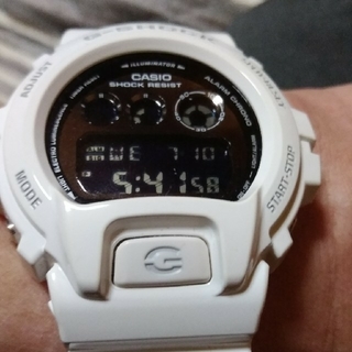ジーショック(G-SHOCK)の【３２３０】DW- 6900NB- 7DR メタリックカラーズGショック(腕時計(デジタル))