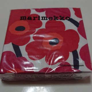 マリメッコ(marimekko)の【新品未使用】マリメッコ marimekko テーブルナプキン 20枚 レッド(テーブル用品)