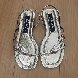 ザラ(ZARA)のZARA サンダル(サンダル)