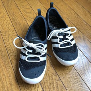 アディダス(adidas)のadidasスニーカー(スニーカー)