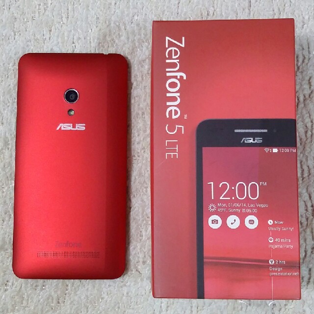 ASUS(エイスース)のASUS  Zenfone5 　レッド スマホ/家電/カメラのスマートフォン/携帯電話(スマートフォン本体)の商品写真