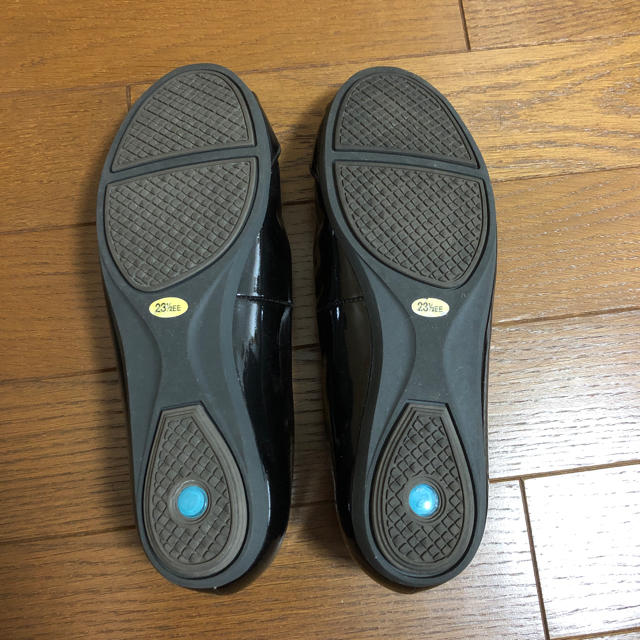 GIRO - 美品 アシックス GIRO 黒パンプス 23.5 廃盤の通販 by GIRO - 美品 アシックス GIRO 黒パンプス 23.5 廃盤の通販 by