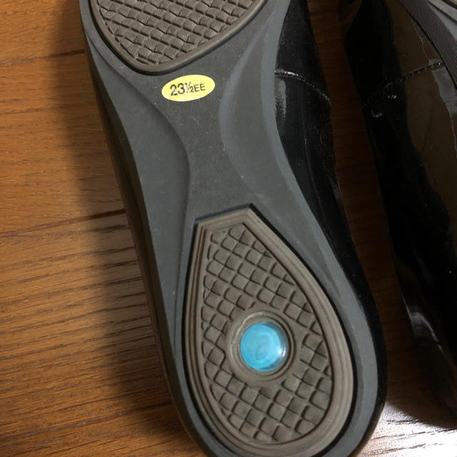 GIRO - 美品 アシックス GIRO 黒パンプス 23.5 廃盤の通販 by GIRO - 美品 アシックス GIRO 黒パンプス 23.5 廃盤の通販 by