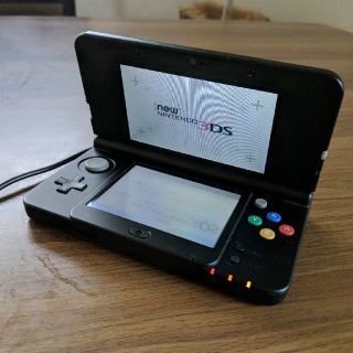 ニンテンドー3DS - NEW 3DS 中古 美品 黒 充電器付の通販 by