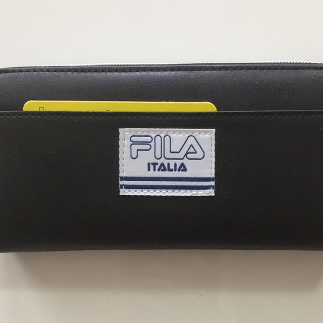 FILA(フィラ)のフィラ　刺繍　ラウンドファスナー　ブラック　長財布 メンズのファッション小物(長財布)の商品写真