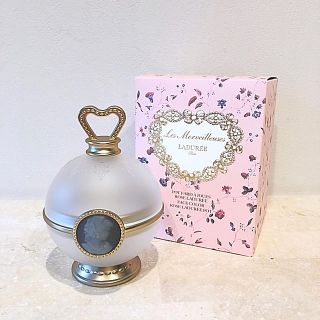 レメルヴェイユーズラデュレ(Les Merveilleuses LADUREE)の【レ・メルヴェイユーズ ラデュレ】 フェイス カラー ローズ ラデュレ ポット①(チーク)