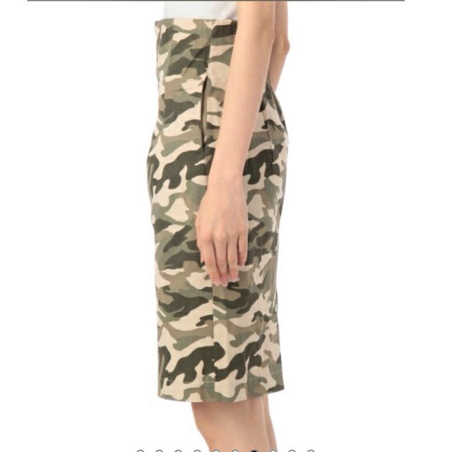aquagirl(アクアガール)のaquagirl カモフラタイトスカート レディースのスカート(ひざ丈スカート)の商品写真