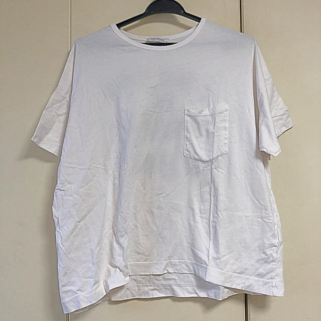 ZARA(ザラ)の【ZARA】バックプリント Tシャツ レディースのトップス(Tシャツ(半袖/袖なし))の商品写真