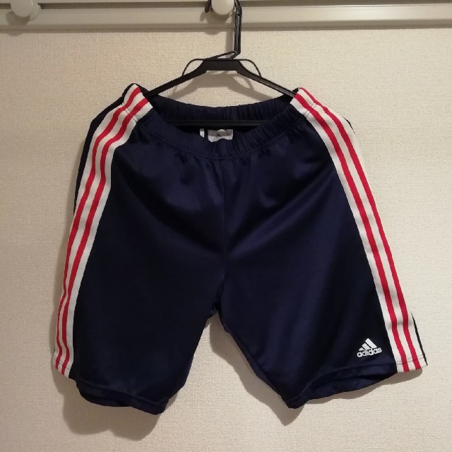 adidas(アディダス)の【格安！美品】adidasゲームパンツLサイズ スポーツ/アウトドアのサッカー/フットサル(ウェア)の商品写真