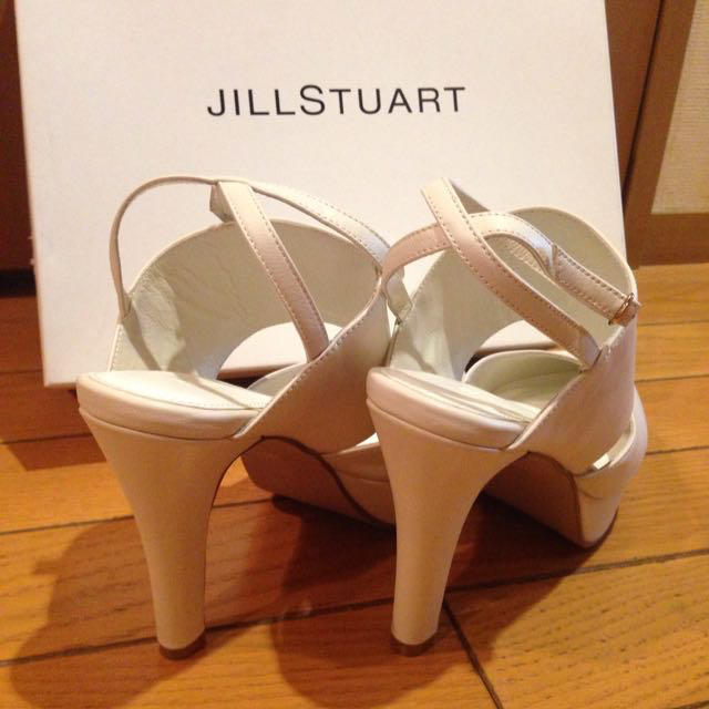 JILLSTUART(ジルスチュアート)の［専用］JILLSTUART ジルパンプス未使用 レディースの靴/シューズ(ハイヒール/パンプス)の商品写真