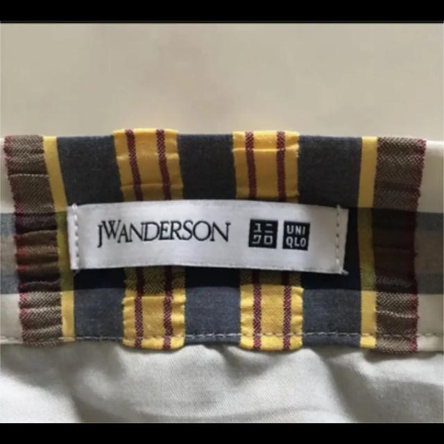 J.W.ANDERSON(ジェイダブリューアンダーソン)のJW ANDERSON UNIQLO フレアスカート レディースのスカート(ひざ丈スカート)の商品写真