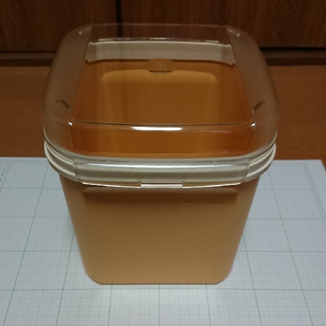 ①②③⑨TUPPERWARE タッパーウェア 新品未使用  インテリア/住まい/日用品のキッチン/食器(容器)の商品写真