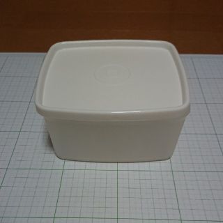 ⑧TUPPERWRE タッパーウェア 新品未使用(容器)